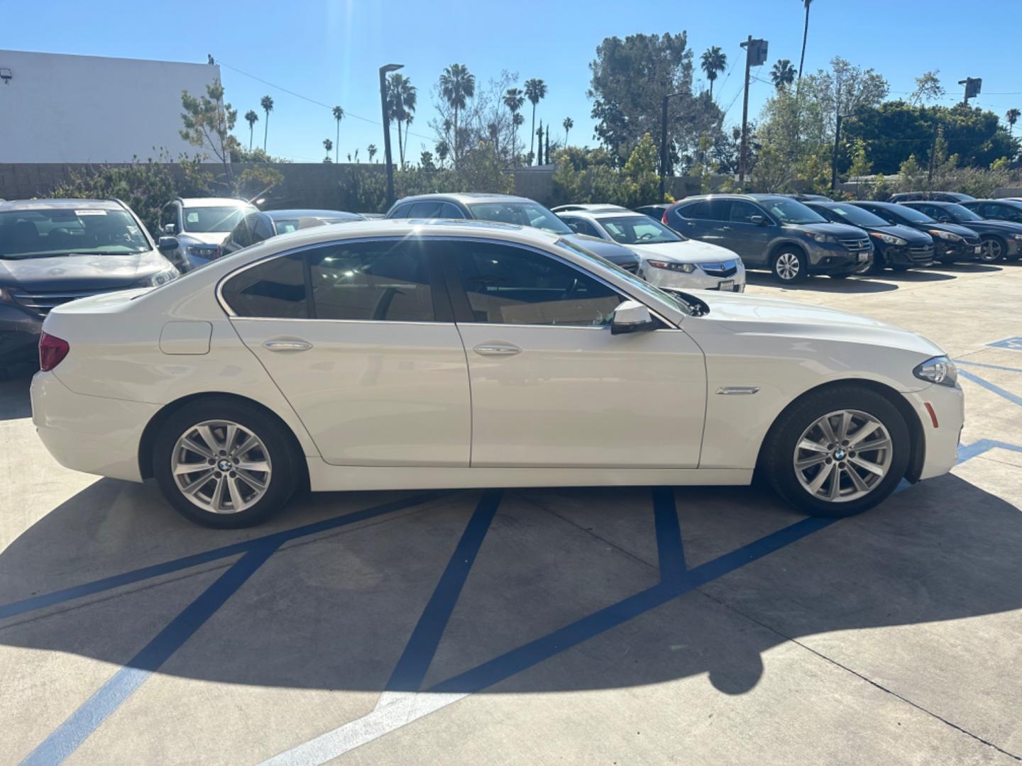 2016 White /Black BMW 5-Series Leather (WBA5A5C54GG) with an 4 Cylinder engine, Automatic transmission, located at 30 S. Berkeley Avenue, Pasadena, CA, 91107, (626) 248-7567, 34.145447, -118.109398 - Low Miles!! Monn-roof! Navigation! This 2016 BMW 5-Series 528i looks and drives well. It comes equipped with power seats, a moon roof, power seats, navigation, and much more. Contact us today. Looking for a stylish and reliable ride? Look no further than our impressive selection of used vehicles, - Photo#5